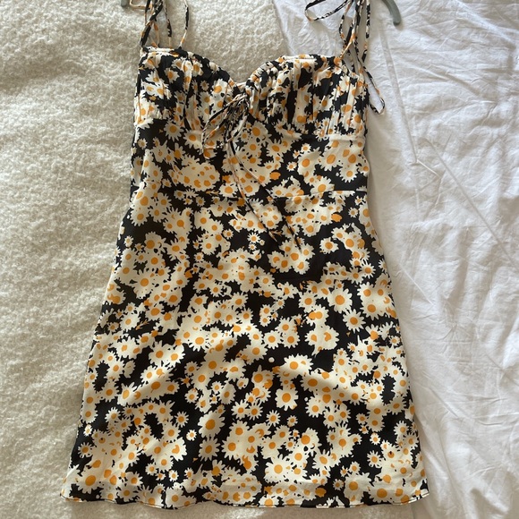 Realisation Par the Devon dress - Picture 4 of 4